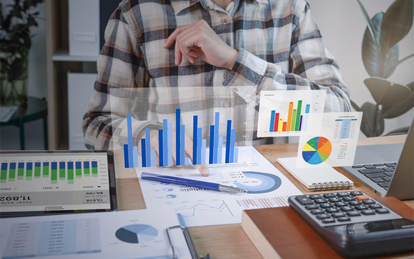 إدارة الملخصات في التقارير